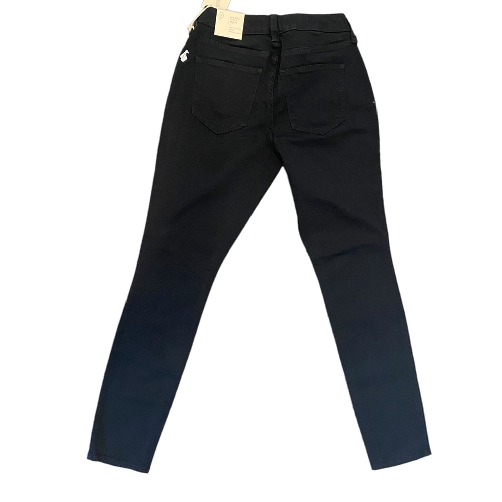 Universal Thread NWT Mid-Rise Curvy Skinny No Fade Black Jeans 2 | 26 Waist - Picture 5 of 12